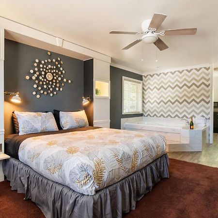 Big Bear Spa Suites 빅 베어 레이크 외부 사진