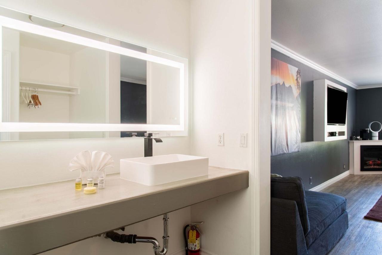 Big Bear Spa Suites 빅 베어 레이크 외부 사진